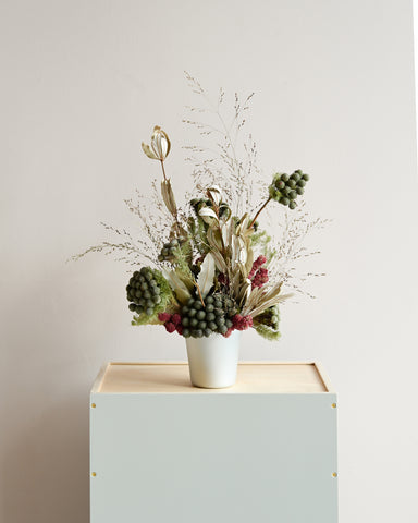 dried flowers tumbler arrangement medium silver