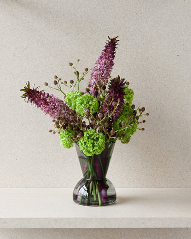 gather vase b solo clear glass fresh flowers